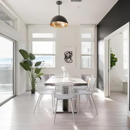 Skyline Loft - Sweeping Views - Central Lohi DEN Exterior foto