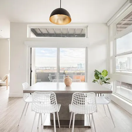Skyline Loft - Sweeping Views - Central Lohi DEN Exterior foto
